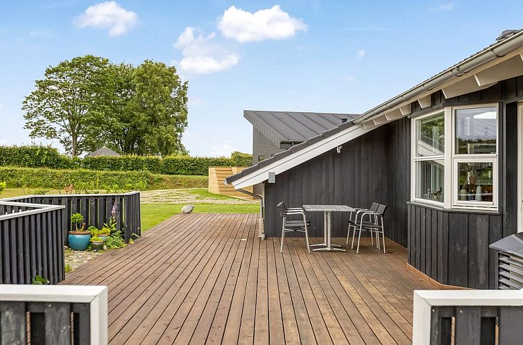 Vakantiehuis "Winald" - 150m from the sea