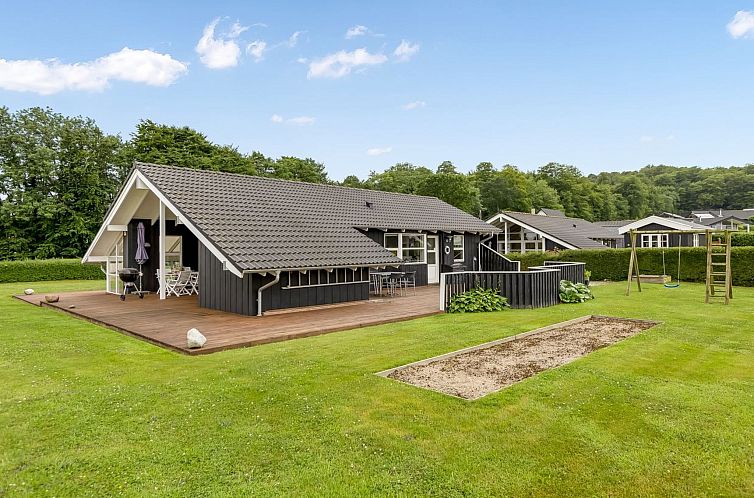 Vakantiehuis "Winald" - 150m from the sea