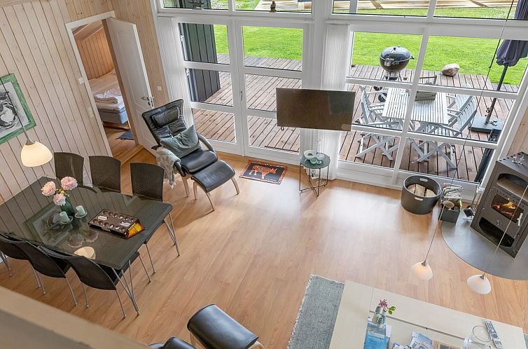 Vakantiehuis "Winald" - 150m from the sea