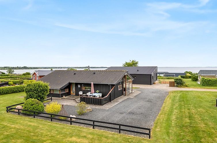 Vakantiehuis "Ayda" - 275m from the sea