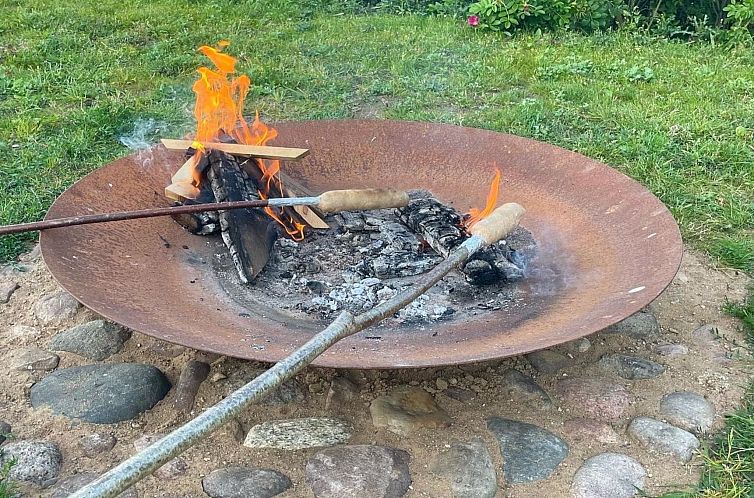 Vakantiehuis "Ely" - 300m from the sea