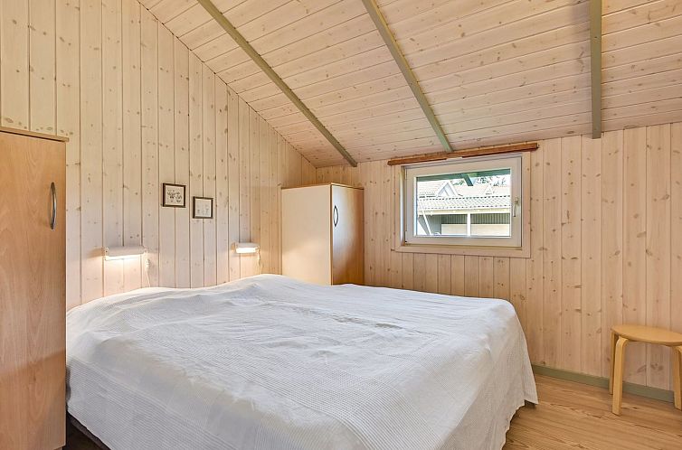 Vakantiehuis "Apsolon" - 150m from the sea