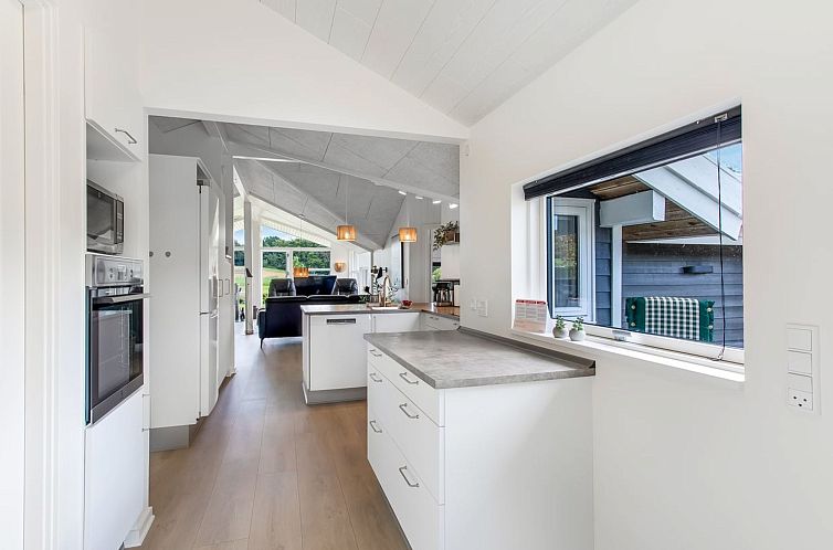 Vakantiehuis "Eisa" - 75m from the sea