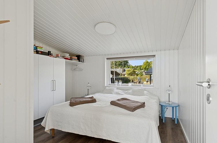 Vakantiehuis "Eljas" - 10m from the sea