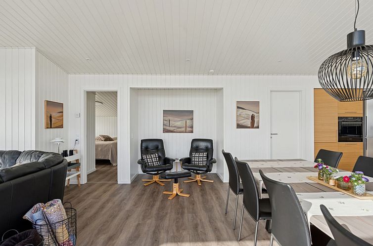 Vakantiehuis "Eljas" - 10m from the sea