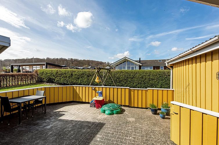 Vakantiehuis "Eljas" - 10m from the sea