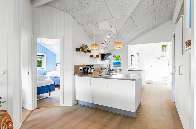 Vakantiehuis "Clare" - 100m from the sea