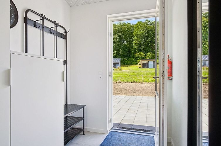 Vakantiehuis "Alka" - 500m from the sea