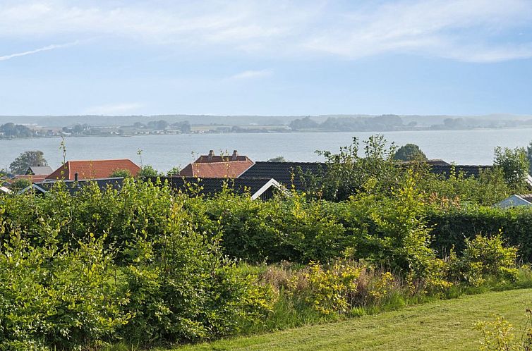 Vakantiehuis "Alka" - 500m from the sea