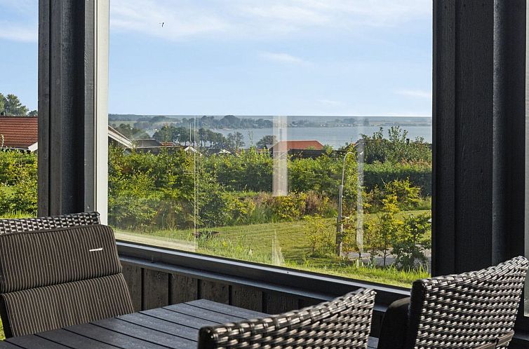 Vakantiehuis "Alka" - 500m from the sea