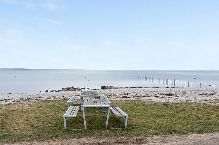 Vakantiehuis "Kei" - 75m from the sea