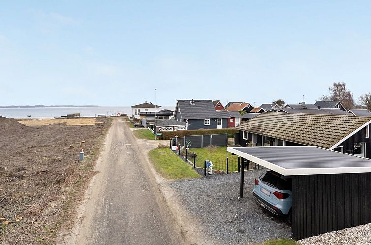 Vakantiehuis "Kei" - 75m from the sea