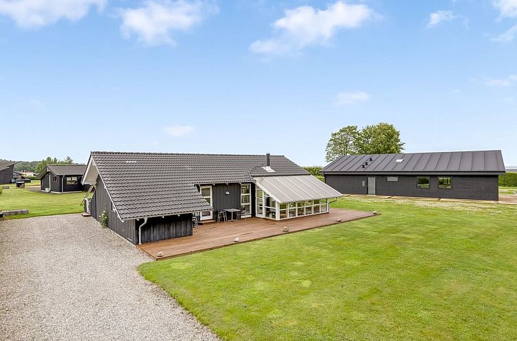 Vakantiehuis "Winald" - 150m from the sea