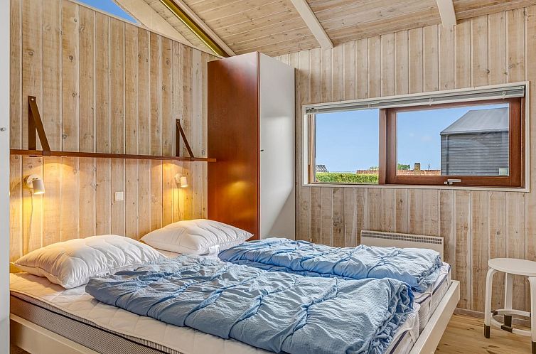 Vakantiehuis "Ayda" - 200m from the sea