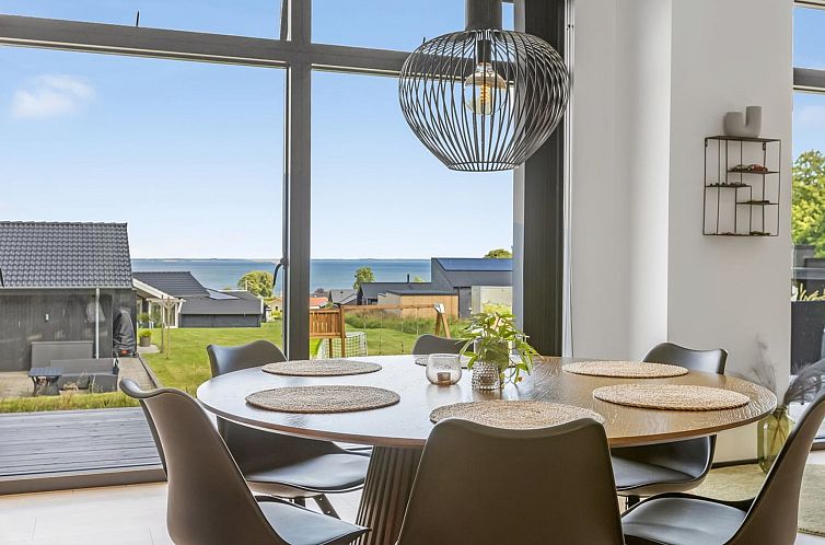 Vakantiehuis "Heidie" - 600m from the sea