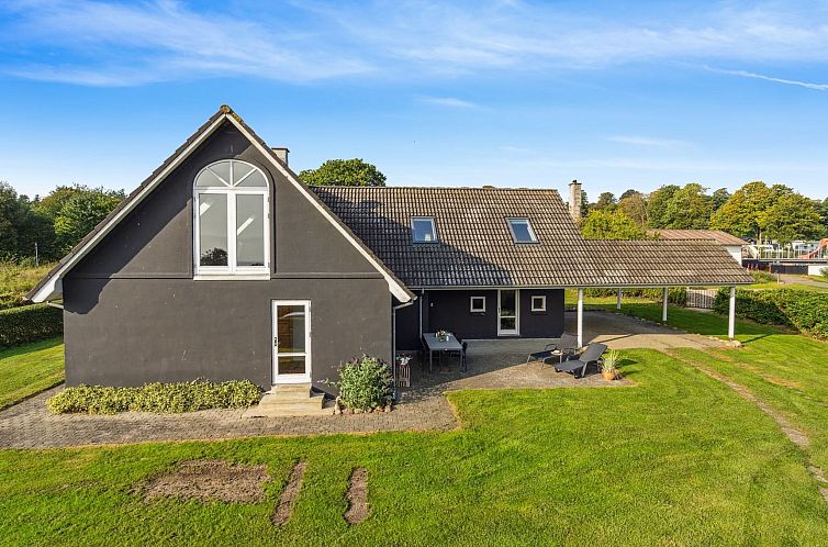 Vakantiehuis "Cajsa" - 200m from the sea