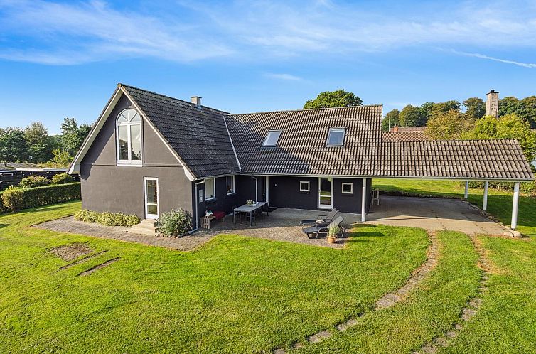 Vakantiehuis "Cajsa" - 200m from the sea
