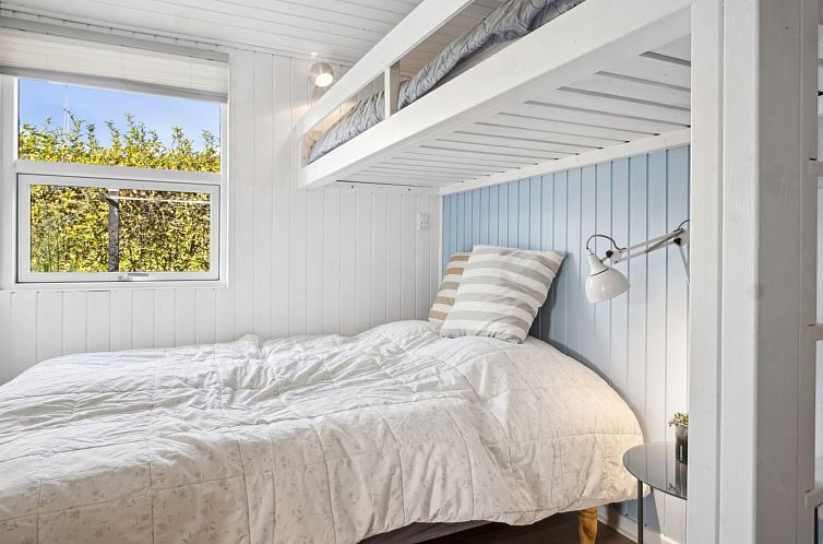 Vakantiehuis "Dagh" - 100m from the sea