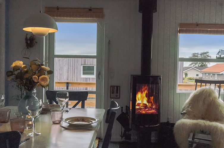 Vakantiehuis "Dagh" - 100m from the sea