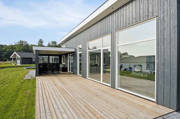 Vakantiehuis "Alka" - 500m from the sea