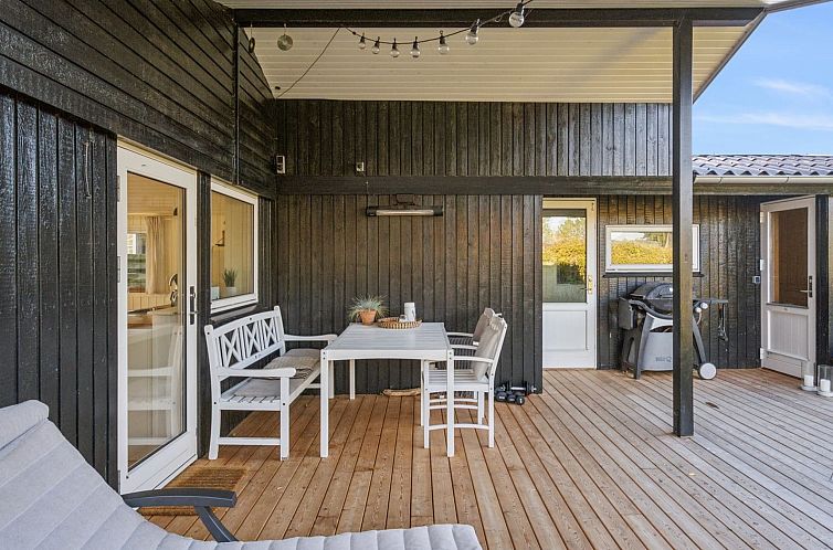 Vakantiehuis "Pedersen" - 50m from the sea