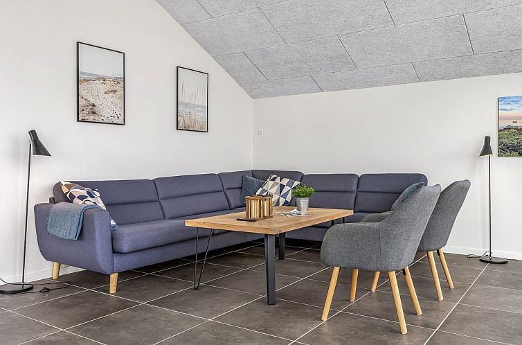 Vakantiehuis "Eino" - 30m from the sea