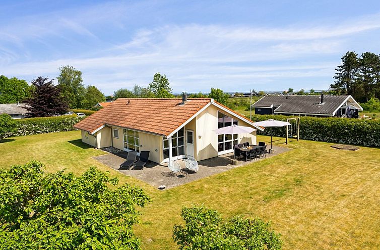 Vakantiehuis "Wreth" - 300m from the sea