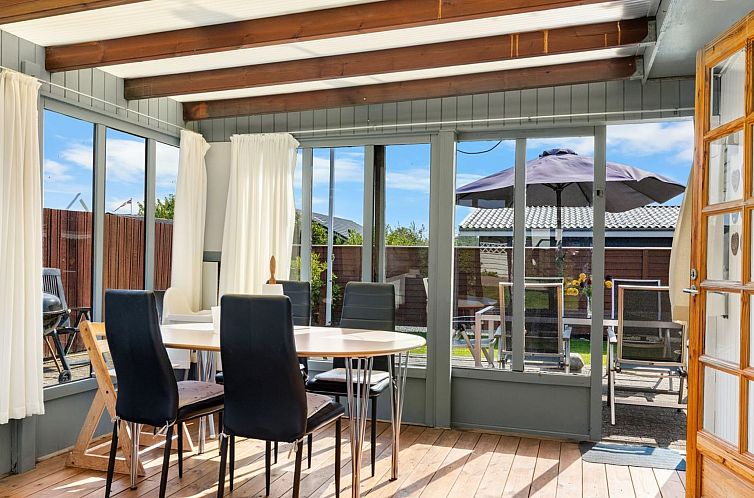 Vakantiehuis "Neea" - 40m from the sea