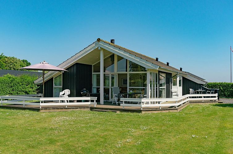 Vakantiehuis "Maybritt" - 100m from the sea