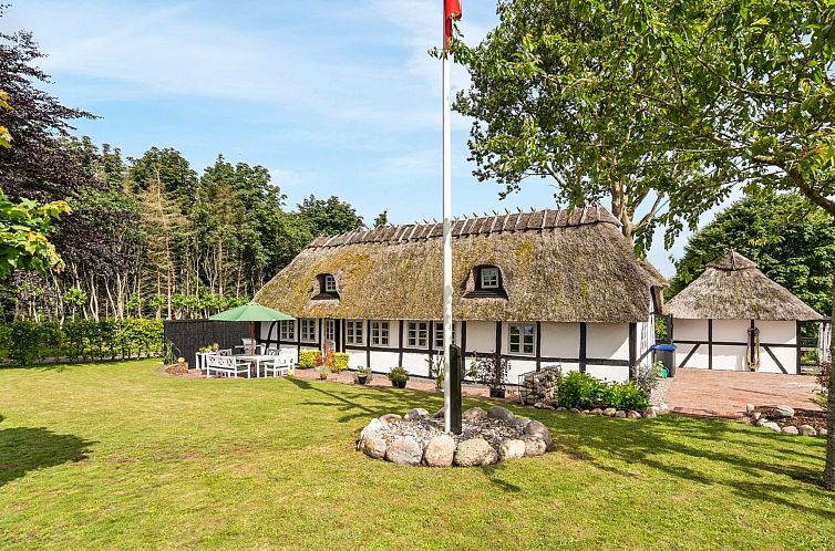 Vakantiehuis "Maileen" - 2.1km to the fjord