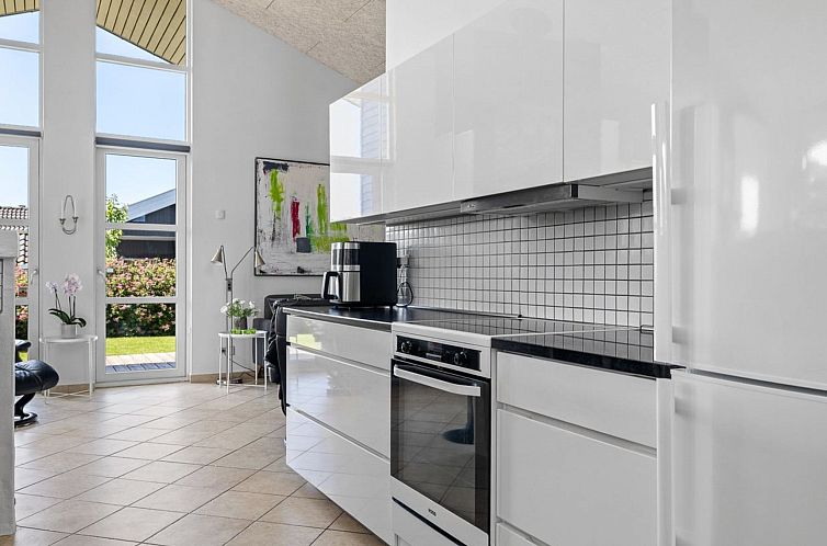 Vakantiehuis "Diuri" - 380m from the sea