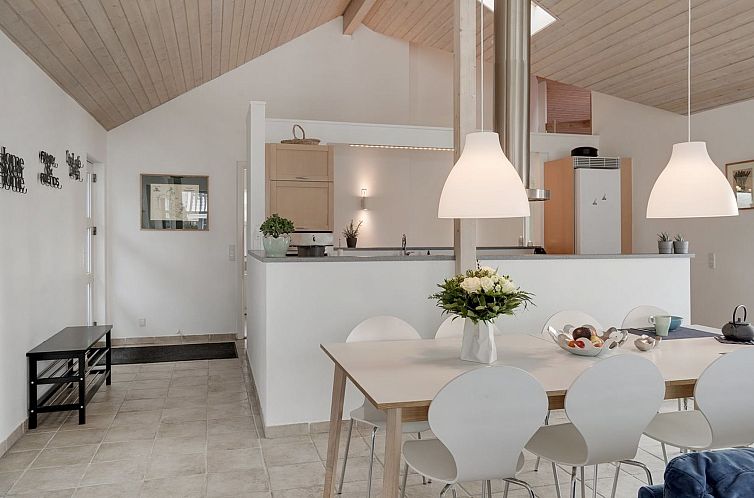 Vakantiehuis "Thomas" - 120m from the sea