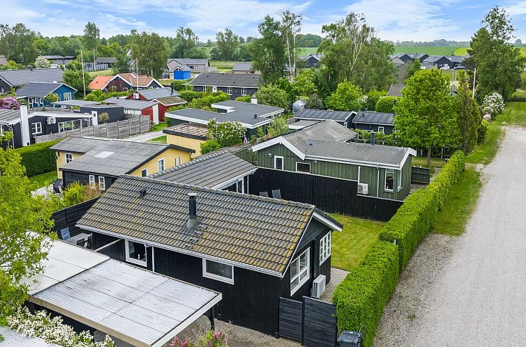 Vakantiehuis "Dida" - 120m from the sea