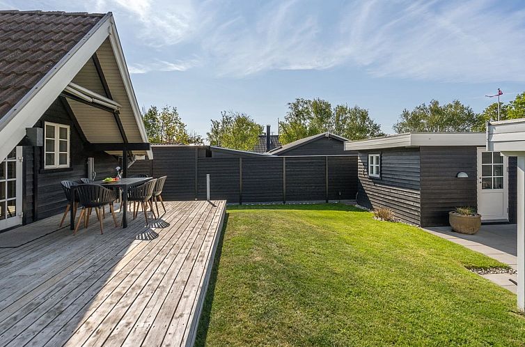 Vakantiehuis "Elbert" - 100m from the sea