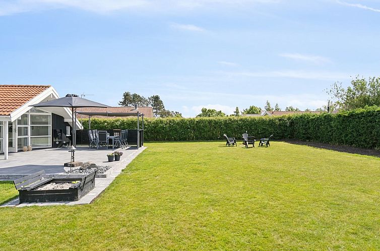 Vakantiehuis "Dyrken" - 200m from the sea