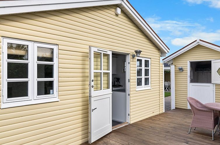 Vakantiehuis "Lenya" - 60m from the sea