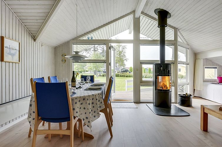 Vakantiehuis "Lenya" - 60m from the sea