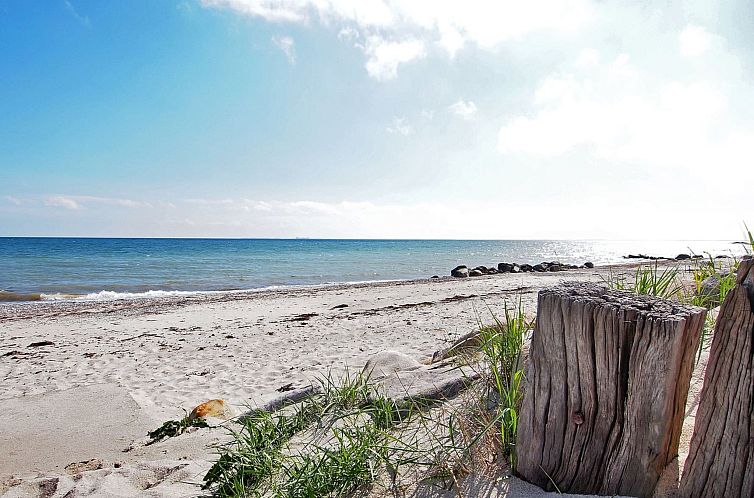 Vakantiehuis "Neea" - 40m from the sea