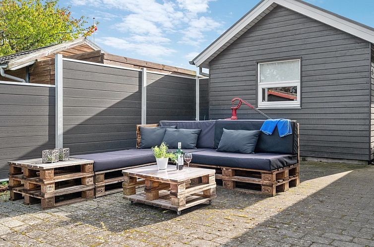 Vakantiehuis "Thorwith" - 150m from the sea