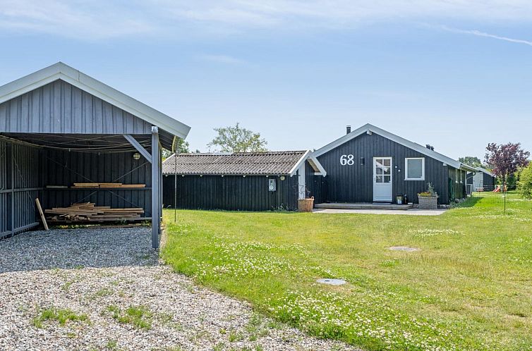 Vakantiehuis "Guthmund" - 400m from the sea