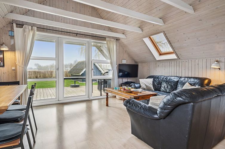 Vakantiehuis "Falki" - 320m from the sea