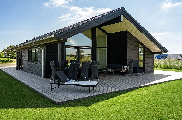 Vakantiehuis "Thalie" - 400m from the sea