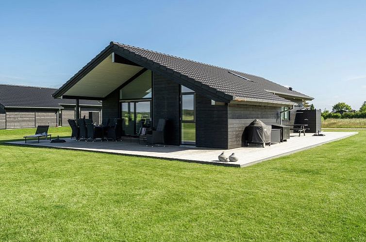 Vakantiehuis "Thalie" - 400m from the sea