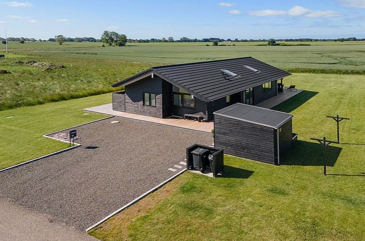 Vakantiehuis "Thalie" - 400m from the sea