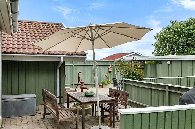 Vakantiehuis "Gitt" - 140m from the sea