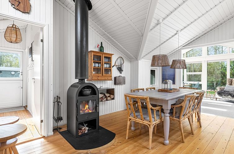 Vakantiehuis "Gitt" - 140m from the sea