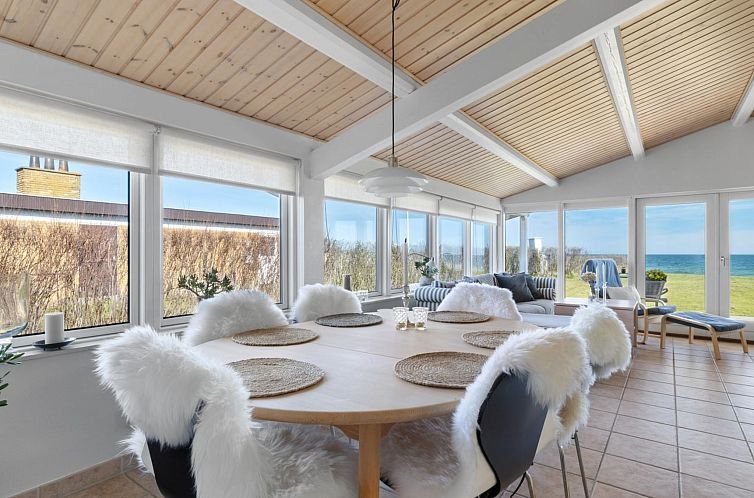 Vakantiehuis "Dimo" - 20m from the sea