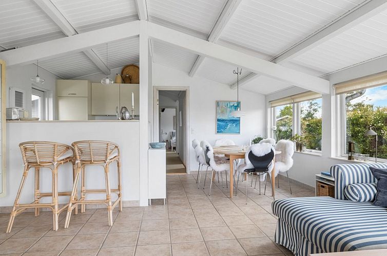 Vakantiehuis "Dimo" - 20m from the sea