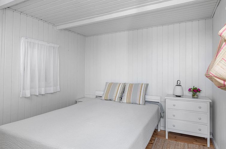 Vakantiehuis "Iven" - 140m from the sea