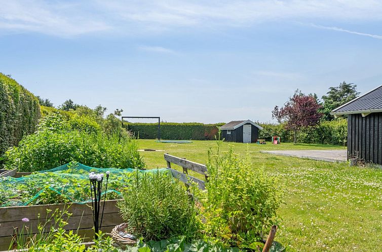 Vakantiehuis "Aswith" - 5m from the sea